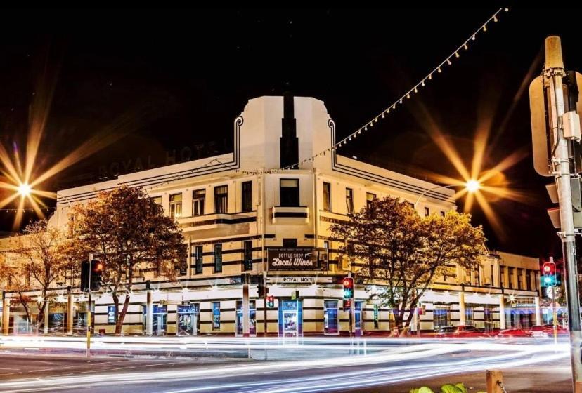 Royal Hotel 오렌지 외부 사진